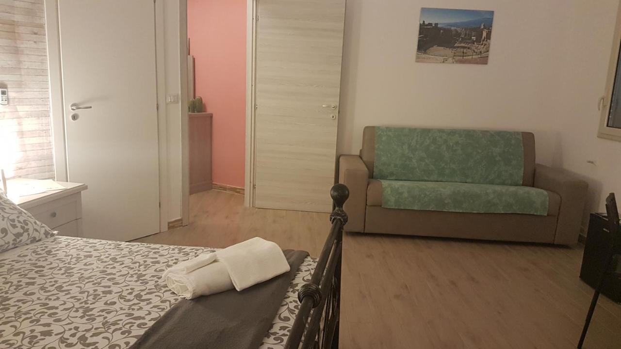 La Porta Dell'Alcantara Gaggi Eksteriør billede